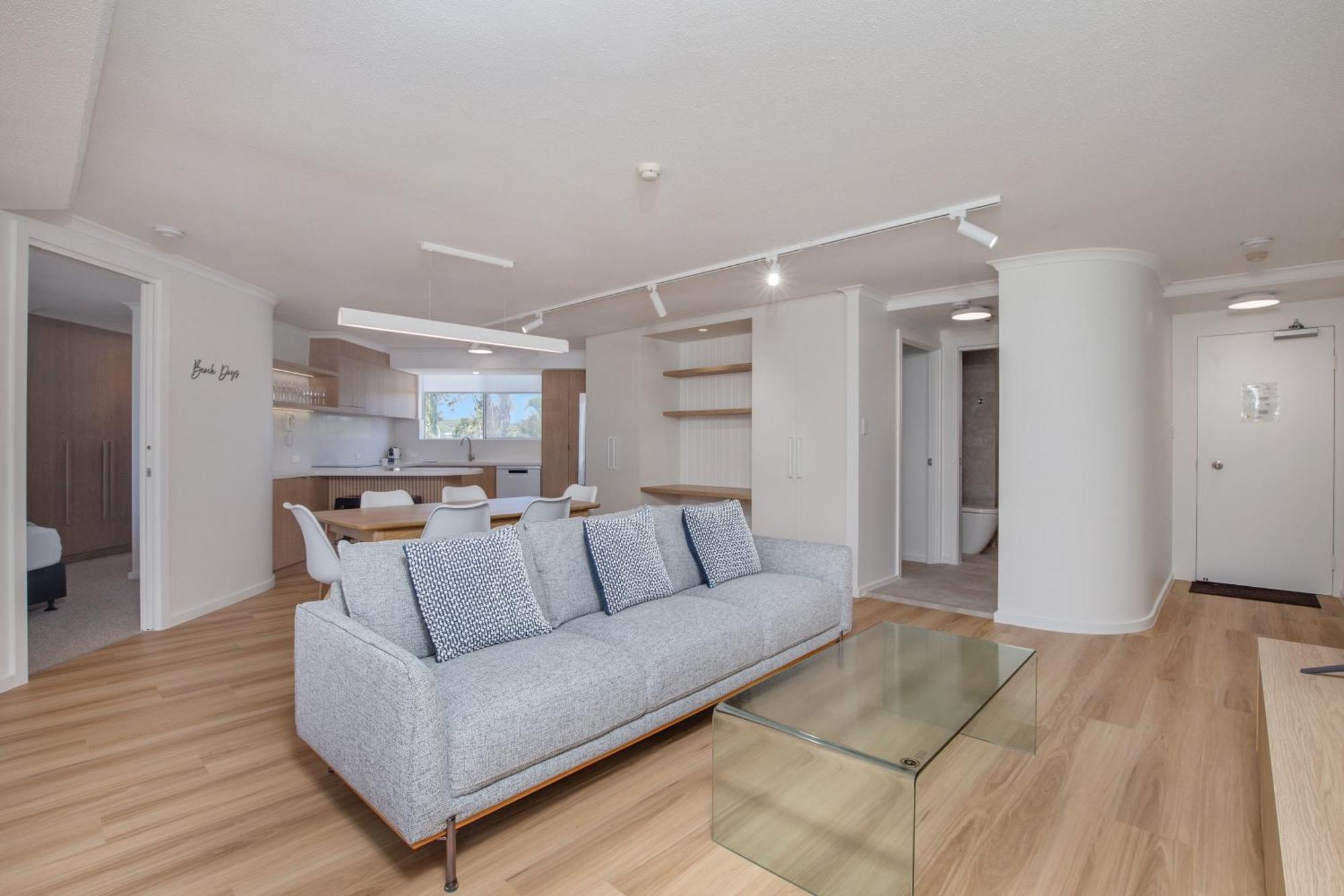 Crystal Beachfront Apartments Gold Coast Dış mekan fotoğraf